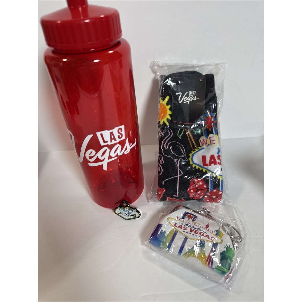 Las Vegas Water Bottle Coin Purse Socks Collectible Pin‎ NEW Set Of 4